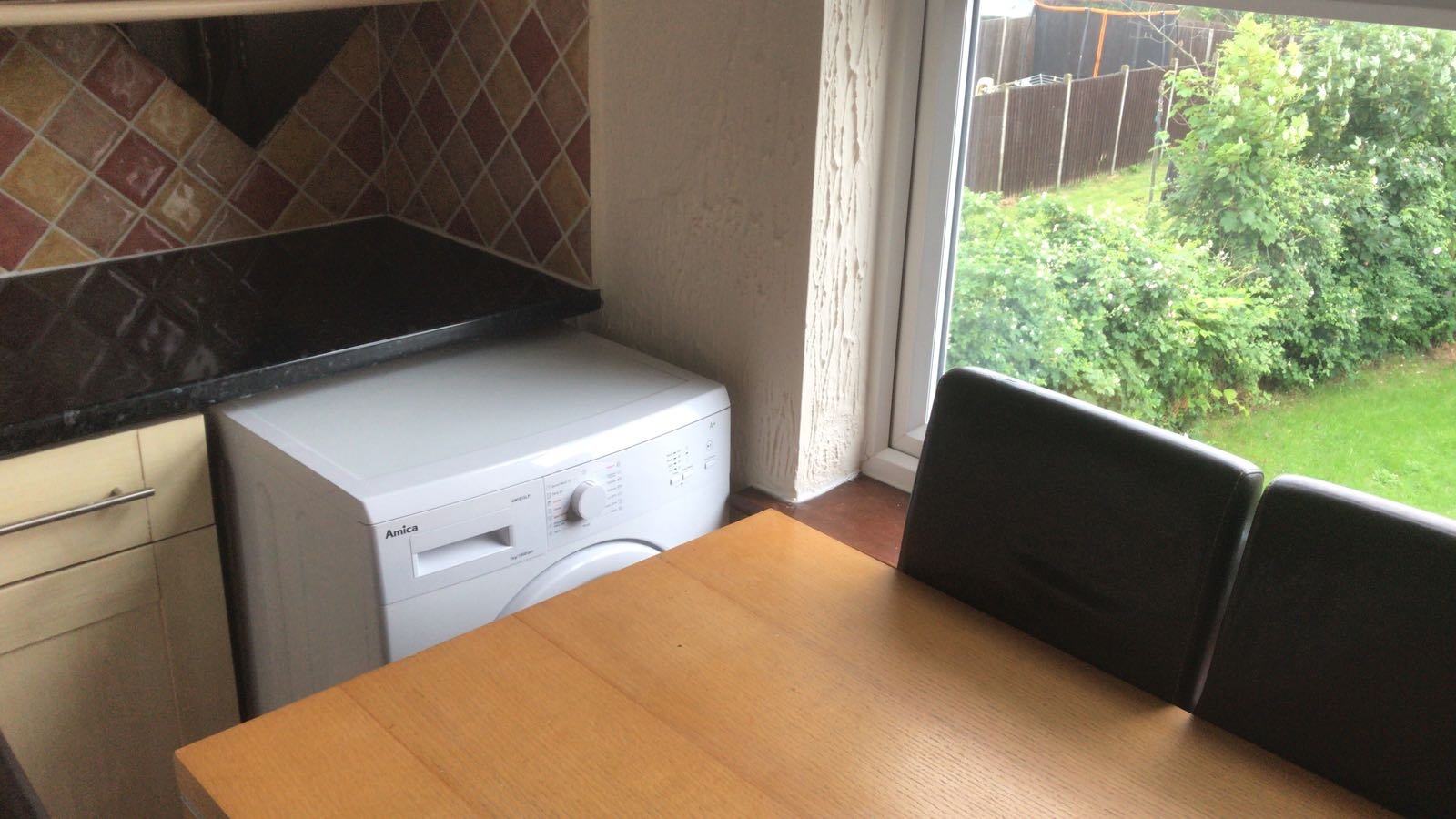 Lovely Room near Olive Road. — Photo 6
